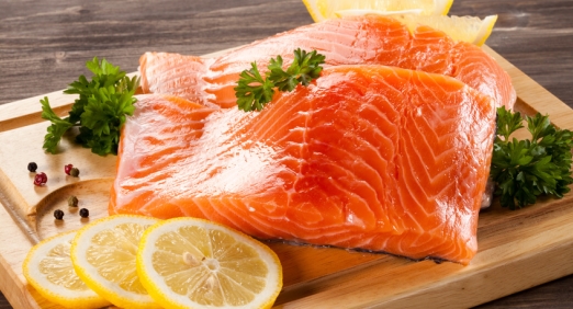 Fisch - reich an Omega-3-Fettsäuren, eiweißreich und fettarm